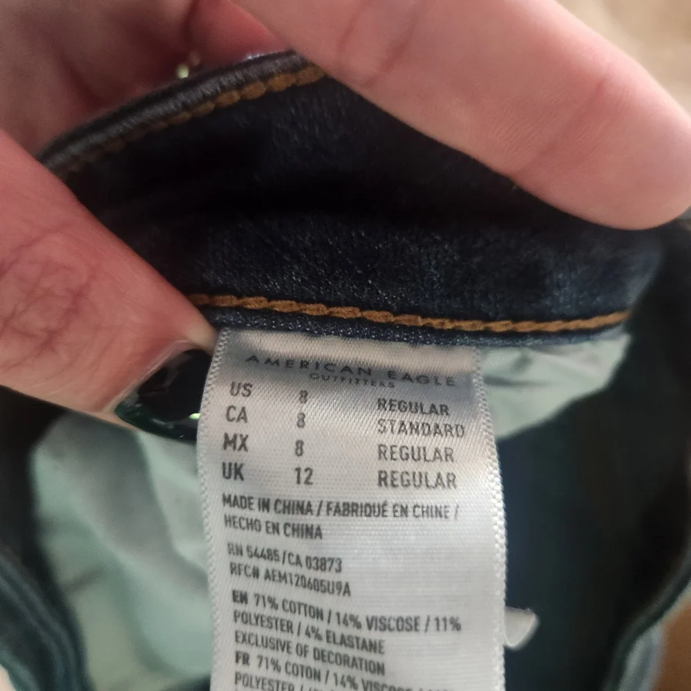 American Eagle Outfitters Dark Blue Distressed Skinny Jeans - Picture 6 of 9